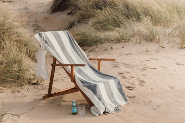 VINGA Valmer lounge chair towel - Image 8