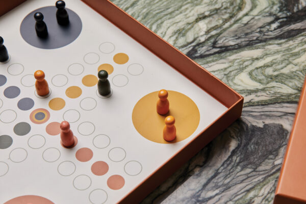 VINGA Ludo coffee table game - Image 11