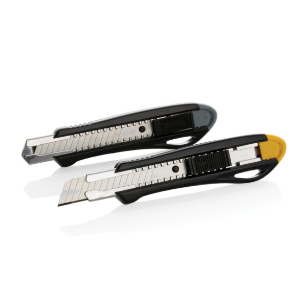 Refillable RCS recycled plastic professional knife - Image 8