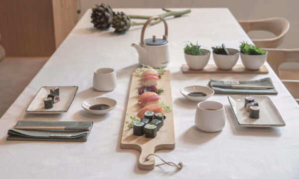 Ukiyo 8 pcs sushi dinner set - Image 8