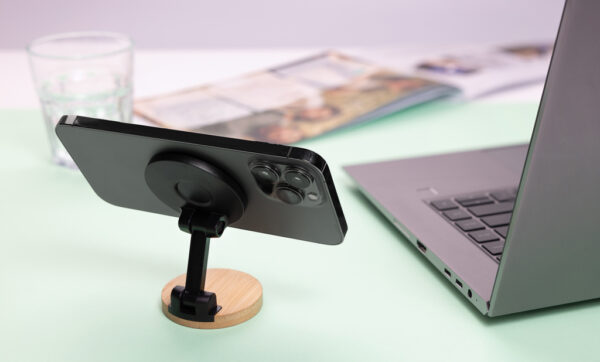 Magmount RCS recycled plastic and bamboo phone stand - Image 12