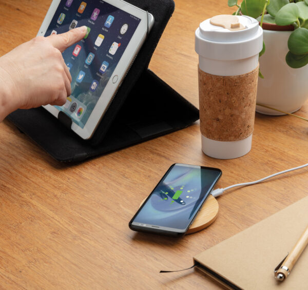 Bamboo 5W round wireless charger - Image 6