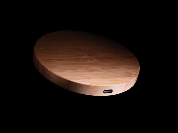 Bamboo 5W round wireless charger - Image 9