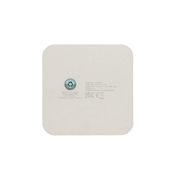 RCS recycled plastic 10W Wireless charger with USB Ports - Image 5