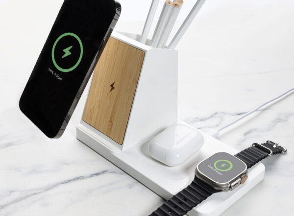 Ontario recycled plastic & bamboo 3-in-1 wireless charger - Image 9