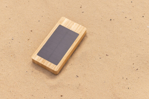 Sunwick 10.000 mAh Bamboo solar powerbank - Image 11