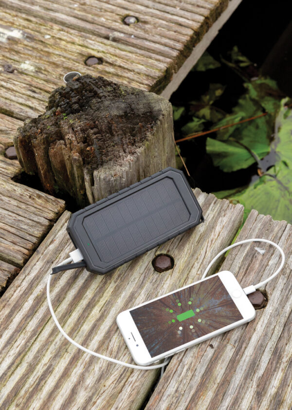 RCS recycled plastic Solar powerbank with 10W Wireless - Image 10