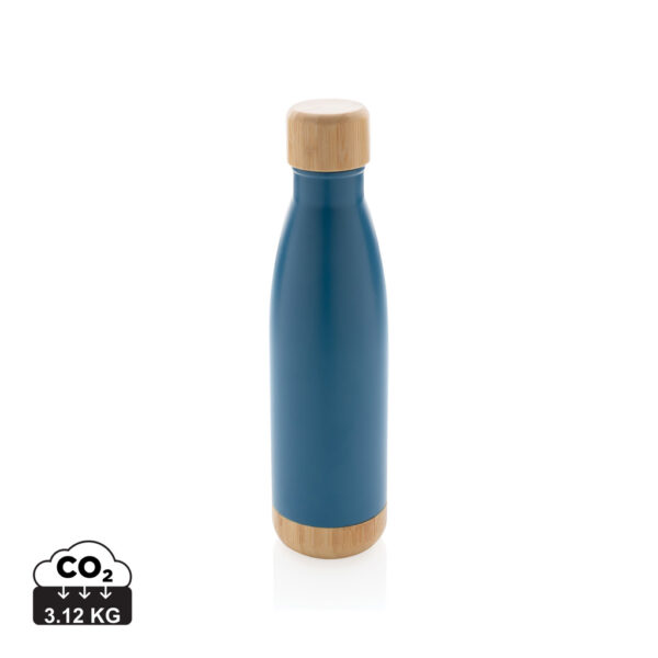 Vacuum stainless steel bottle with bamboo lid and bottom - Image 3