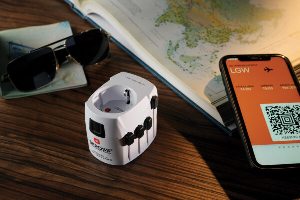 SKROSS Pro 3-Pole World Travel Adapter - Image 6