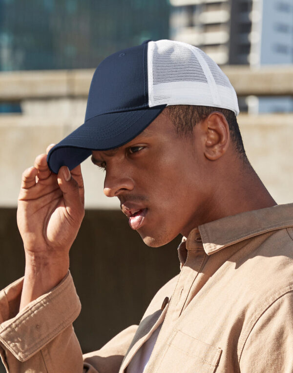 Urbanwear Trucker - Image 3